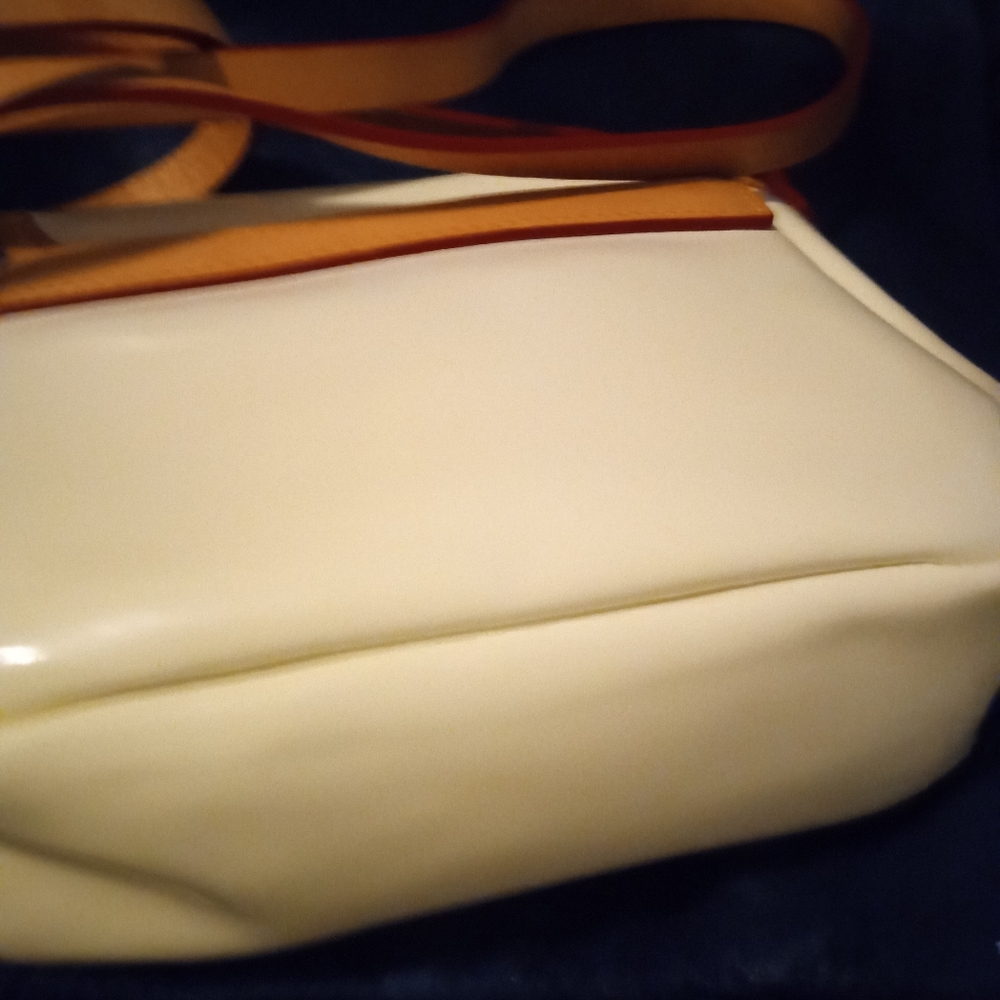 Purse - Picture 4 of 4